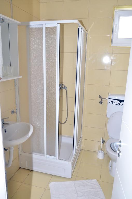 Apartments Bellevue - Otasevic Herceg Novi Bilik gambar
